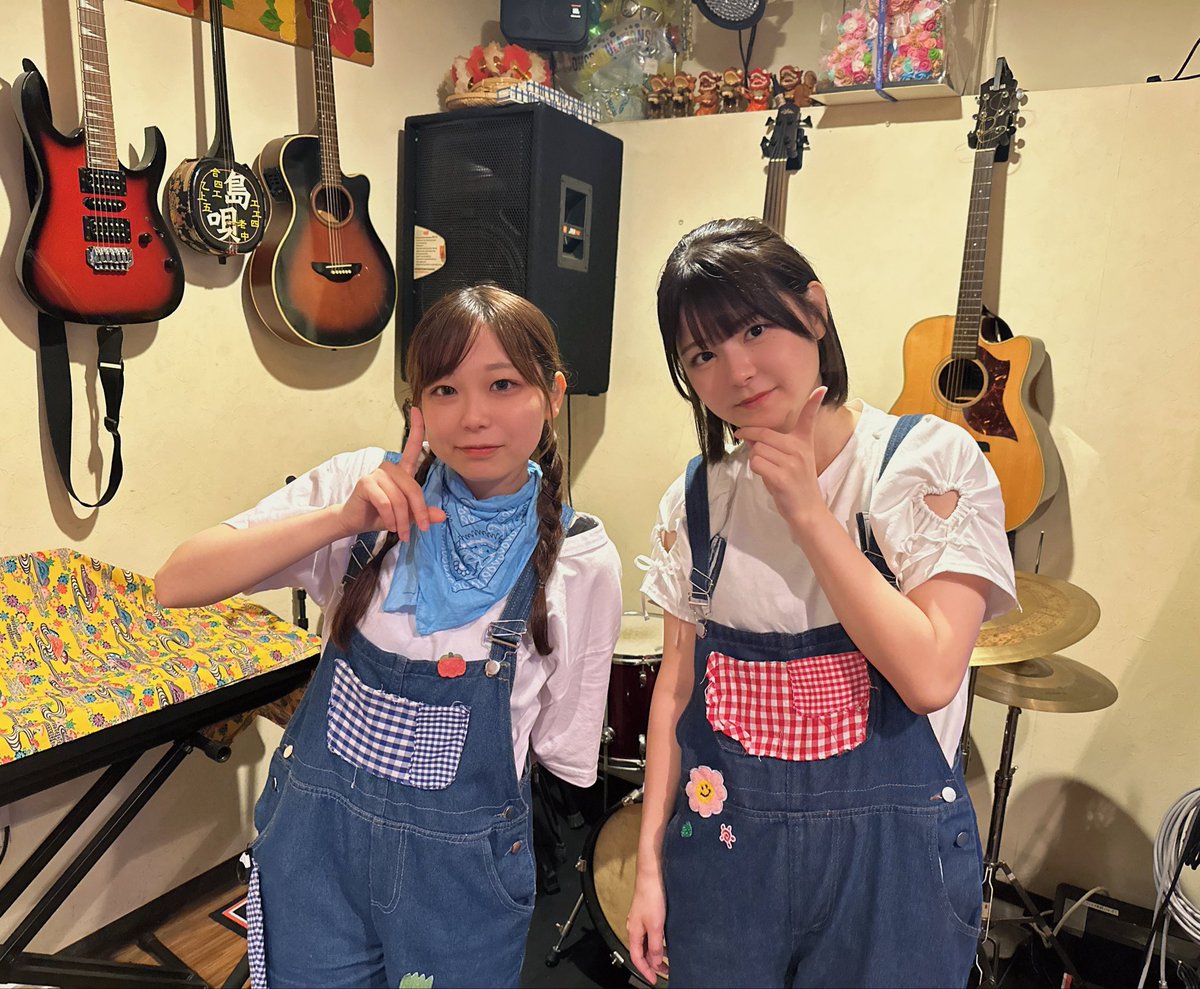 tsuyukusa_info's tweet photo. 1周年記念ライブ
「改めまして、ツユクサです。」

皆様のおかげで、1年を祝うことができました☝🏻
出会えたご縁に感謝です！みなさん大好きです！

これからツユクサはおやすみにはいります！また会う日まで🌱 https://t.co/4mNlqR8xAb