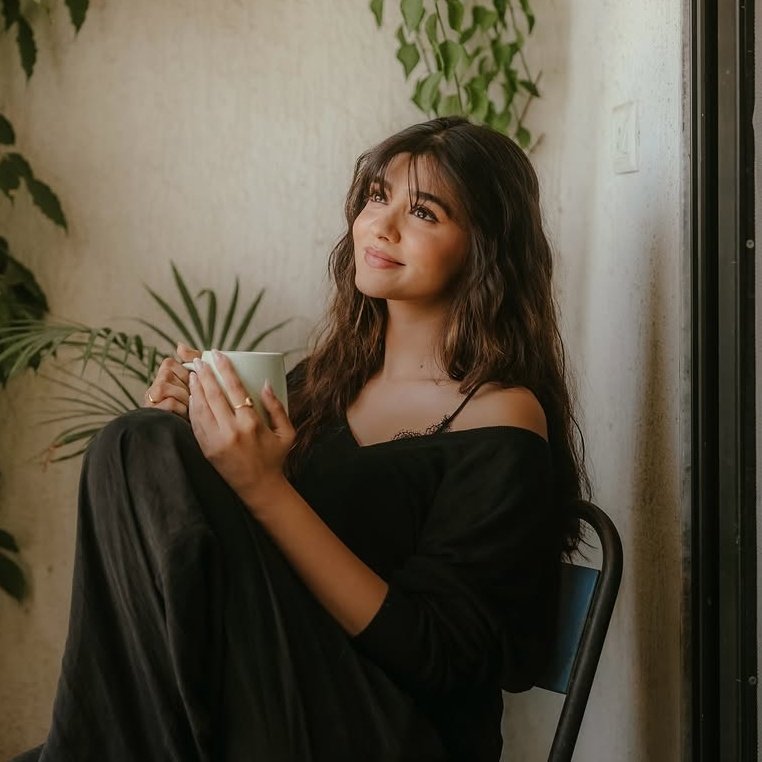ishkii01's tweet photo. सुंदर 🖤

#pranalirathod https://t.co/eqHGFbo7qr