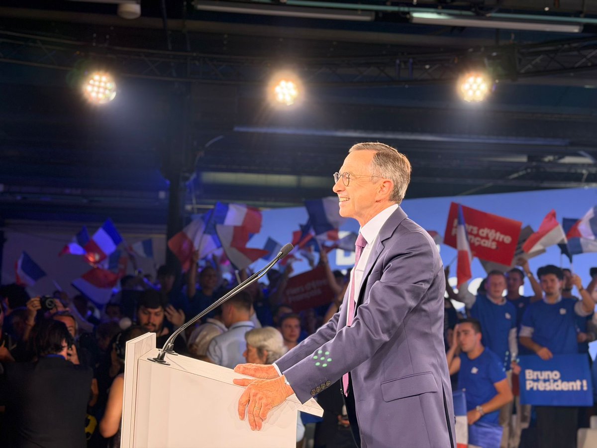 max_brisson's tweet photo. « Nous allons remettre la France à l’endroit. Nous allons réformer la constitution. Nous allons accorder l’État de droit avec la démocratie ! » @BrunoRetailleau 

#AvecRetailleau #Justice #PourLaFrance https://t.co/kYC8oYvnkP