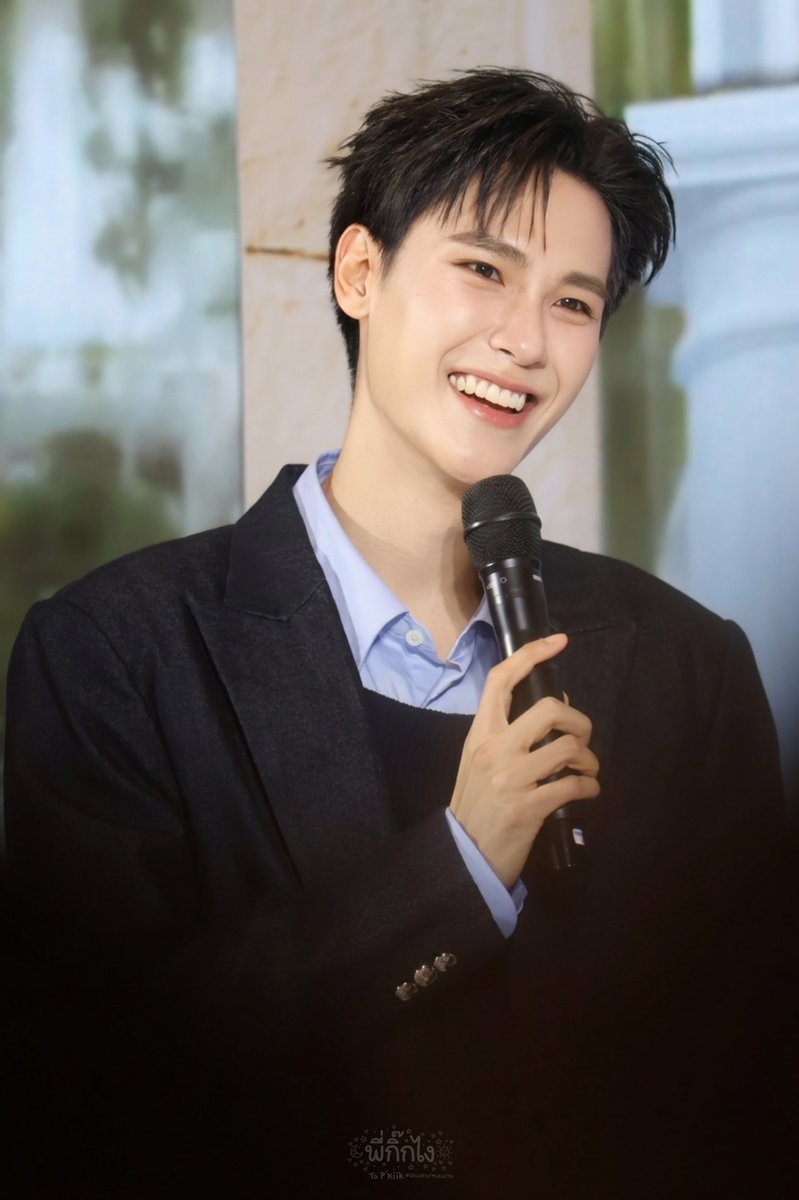 MiiKiiKTN's tweet photo. รอยยิ้ม สุดหล่อ ของพี่🌞

JUNIORMARK 6TH DESTINY

#DestinyClinicxJuniorMark

🌞🌛 #juniorMark🌛🌞
🌞#junniorrs @jnnrrs 🌞

>#GALLERYofMiiKiiKTN <
#PKiiKnJM #พี่กิ๊กไง https://t.co/zVIXEEajgo