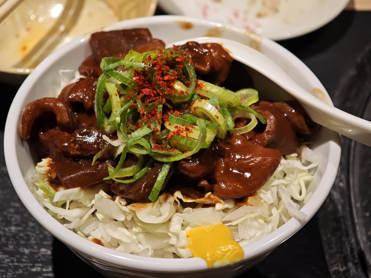 February73rd's tweet photo. ←台湾めし（まじぇまじぇアフター）
どてめし（追加料金）→

どてめしに関しては正直言うと大阪のどてほ方が好きかも。 https://t.co/pc3GHZ8xQf
