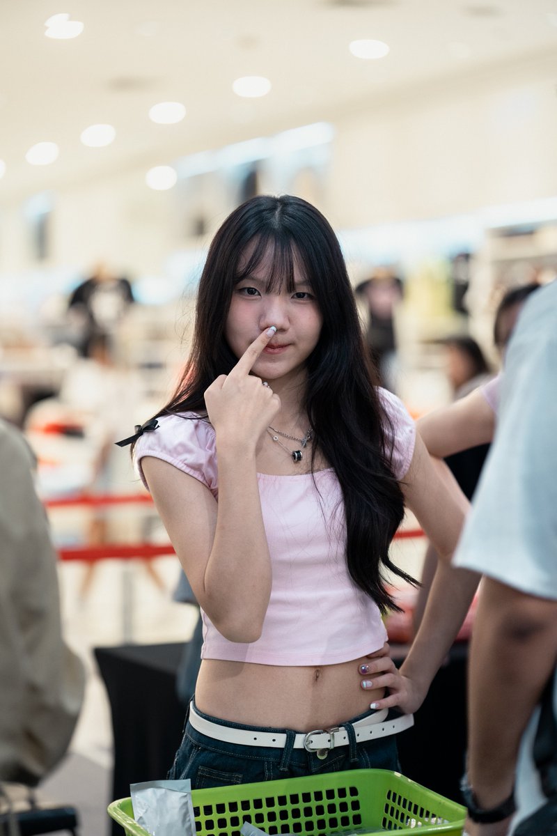 noiInwza's tweet photo. โมเน่เปนหมู🐷🐽 https://t.co/a4jq34tZlK