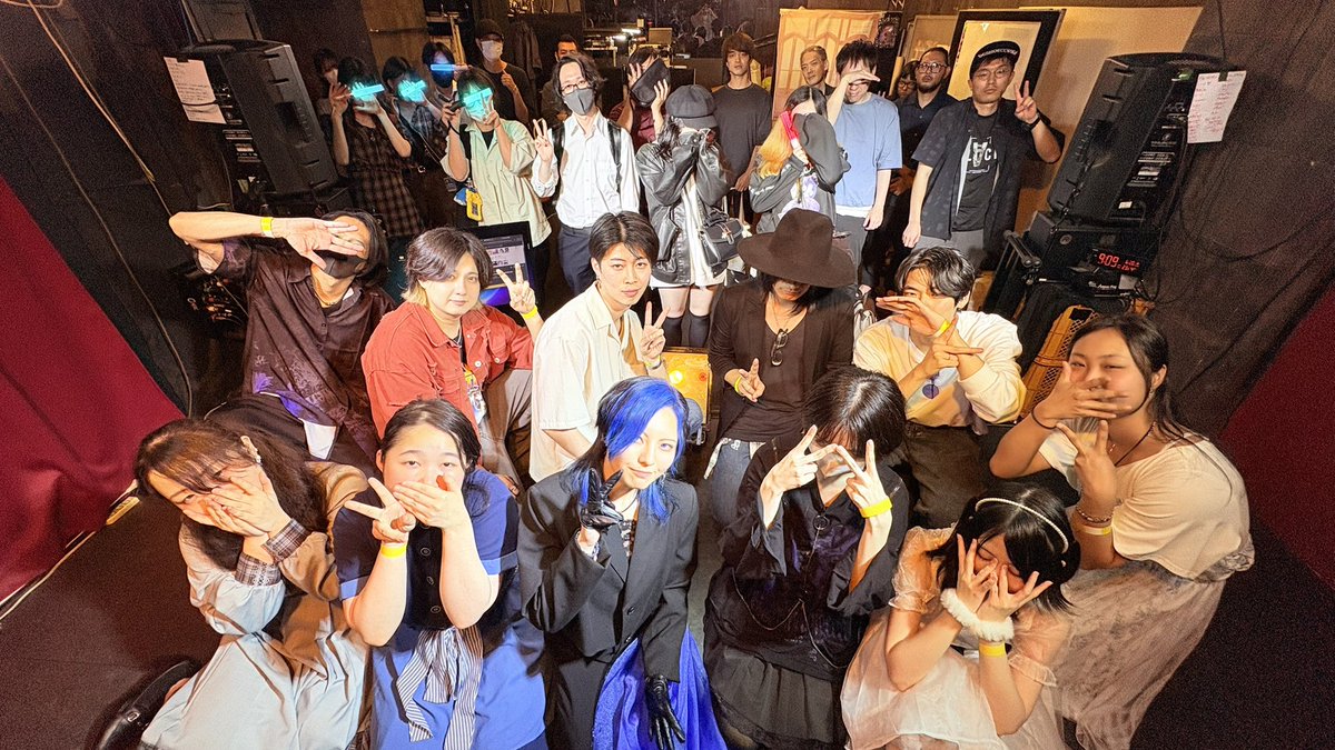 SS2_utamita's tweet photo. 本日もSingerSong
ご来場・ご出演頂きありがとうございました！

2026年6月20日(土)
SingerSong
第2部

【出演者様】※敬称略※
漆黒 / th@wDA / 御守 瑠花 / alc. / ゆーさく / 夜咲汐莉 / フィス/fils / あにょ / 月宮椿 / 蒼埜 / あるくん https://t.co/bzpfiof5sx