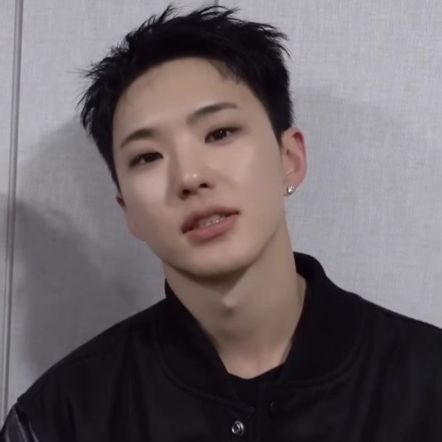 renaudangkeju's tweet photo. Iyo’s Daily: Babba dalam berbagai suasana…

Coba kita lihat yuk bagaimana babba kalau dalam mode normal, flirty dan….marah🫢

—a SoonHoon four tweets AU

Crumbs from Map Leads to You https://t.co/XReJCcjOES
