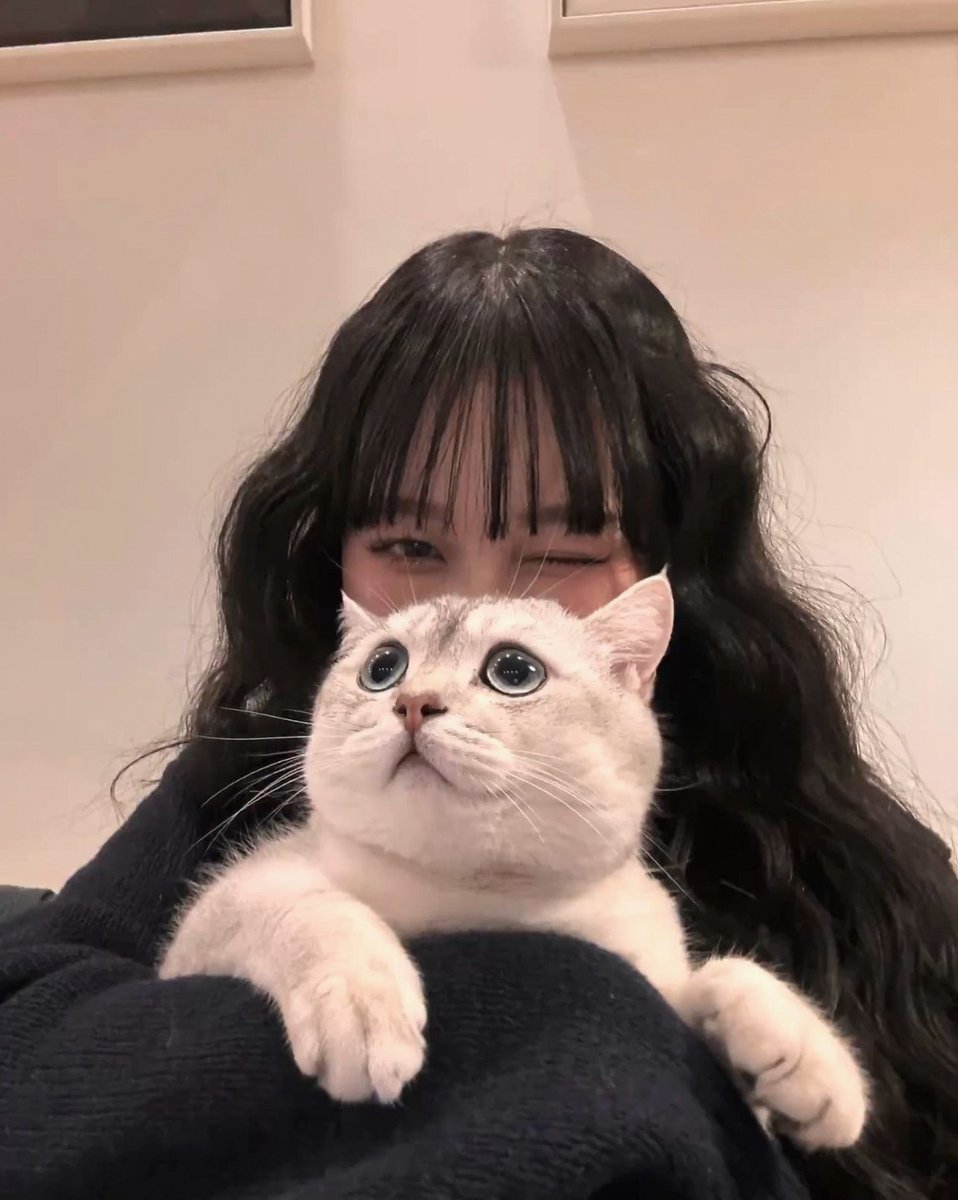 onurbar's tweet photo. まじお客様T仕事で着たいんだけど、企業原理が顧客最優先主義なので怒られる可能性しかないけど、エプロン着れば隠れるから勝ち https://t.co/tGnmakSHQv