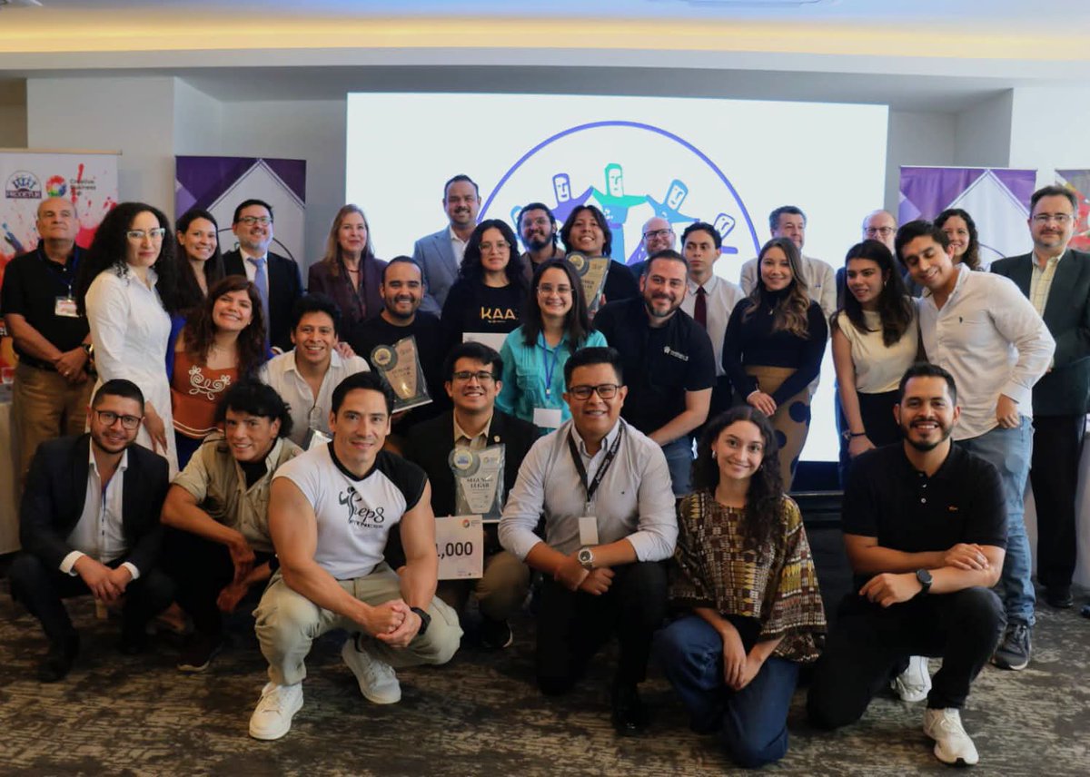 senacytgt's tweet photo. Concluyó con éxito la capacitación especializada dirigida a los emprendedores científicos y tecnológicos participantes de la Creative Business Cup Guatemala. Esta iniciativa contó con el apoyo financiero de la Senacyt, por medio de la línea DifundeCTi del Fonacyt, con el objetivo de fortalecer las capacidades de innovación y emprendimiento en el país.

Felicitamos al proyecto KAAX, ganador del primer lugar, que representará a Guatemala en la Creative Business Cup en Dinamarca, llevando una propuesta innovadora de origen guatemalteco al escenario internacional.

@GuatemalaGob @ViceGuatemala @KarinHerreraVP @AGN_noticias @RadioTGWTV