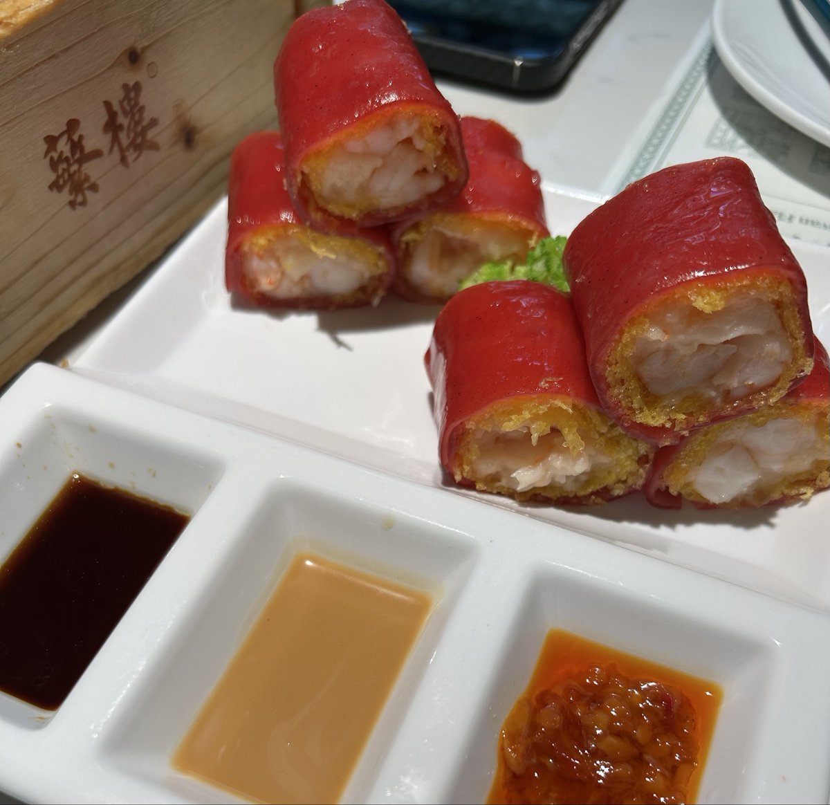 Janeis_'s tweet photo. 中飯:
大媽媽腳饅頭骨折了,小阿弟來接風
可惜Edward沒回來,這些都是他的心頭好. https://t.co/bclYwkrz7m