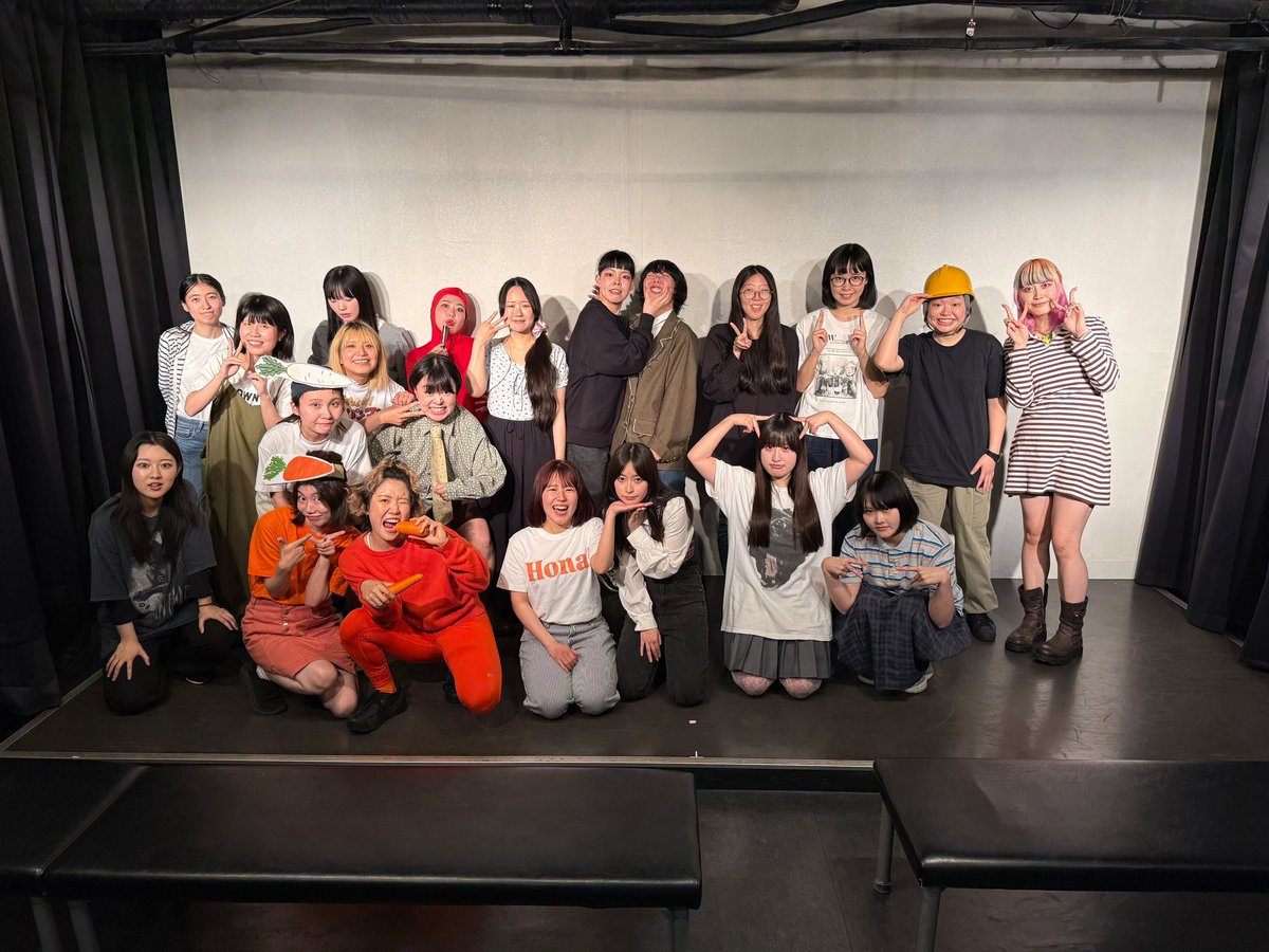 HaraSuidosui's tweet photo. 本日『イグニッション！』
ありがとうございました！

トーク40分くらいあって楽しかった！
吉本同期がたくさんいた！
今日はいぬの日の澁谷を完全に手懐けました！星も私の顔を串刺しにしようとしてくれてる、ありがとう！ https://t.co/0sWonmC6vn