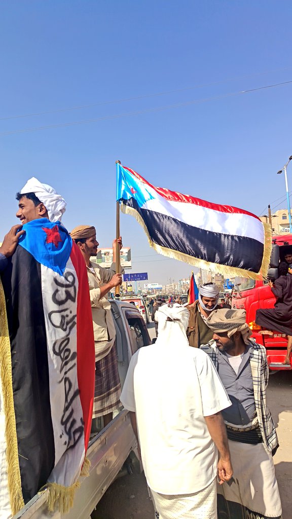 souhib2020's tweet photo. ثلاثة آلاف حساب أتابعهم وأكثرهم نيام لا أثر لهم ولا حضور الحساب الجنوبي النشطه مشاركتكم مهمه لوصول المحتوى تحياتي لكم بحجم الجنوب 

صهيب الحميري
#حضرموت_ترفض_اخوان_اليمن https://t.co/jPFMIFxFIp