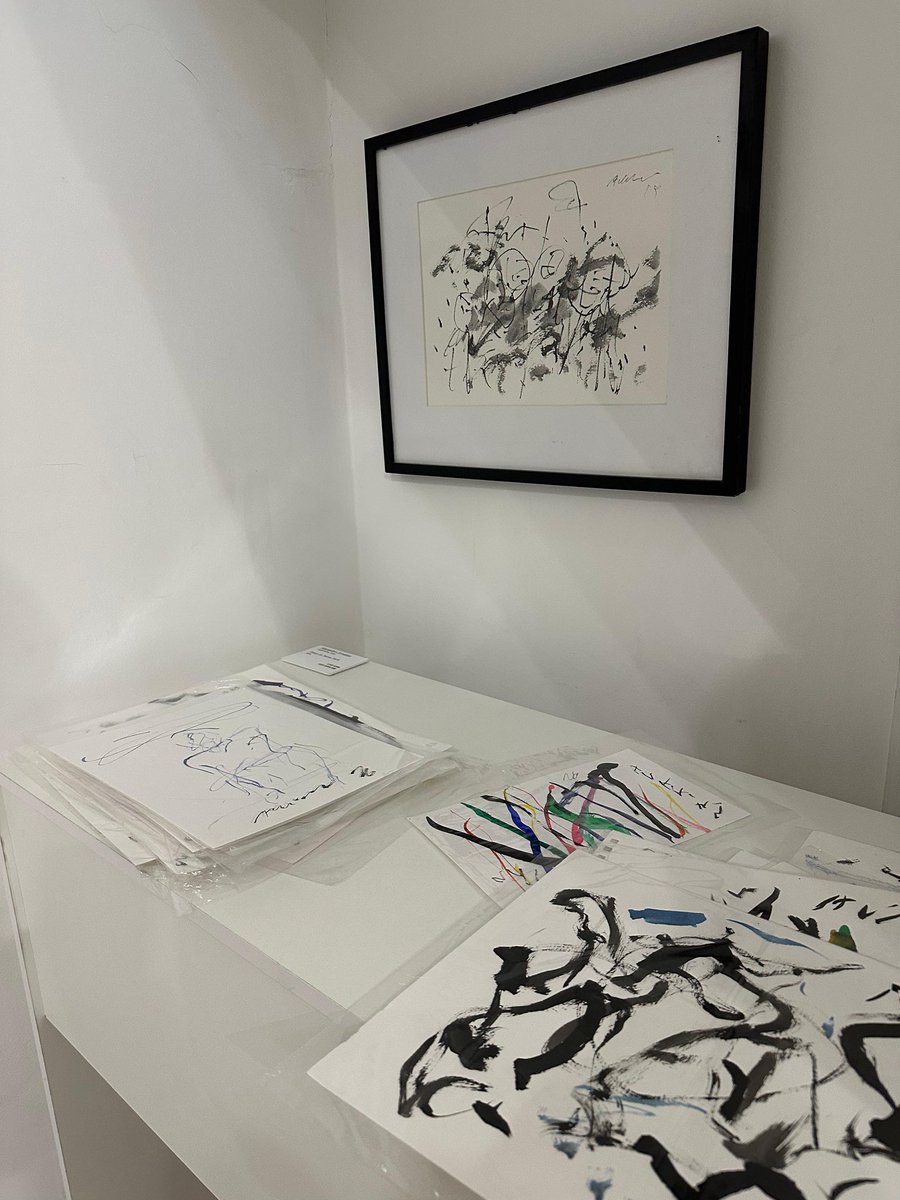 AleAvakian's tweet photo. Imagenes de la inauguración de Una Historia de dos Ciudades en @cassiahouseart 
La exposición se puede visitar hasta el 8 de Julio 
Laprida 1811  -  Buenos Aires

 #inauguracion #unahistoriadedosciudades #cassiahouse #avakian #alejandroavakian https://t.co/Z4ymufbe4c