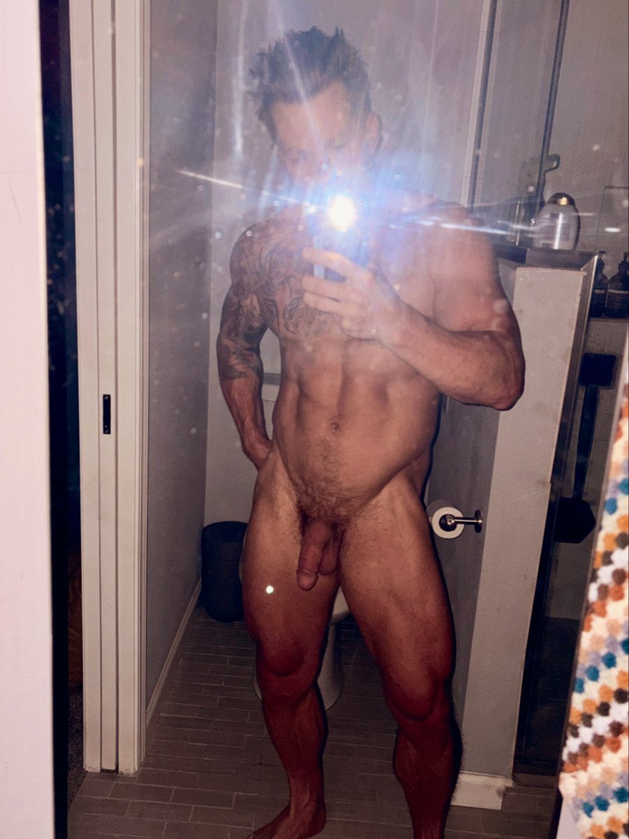BradPNWx's tweet photo. Reposting without the emoji. Enjoy 🍆 https://t.co/rjBQzPoEwj
