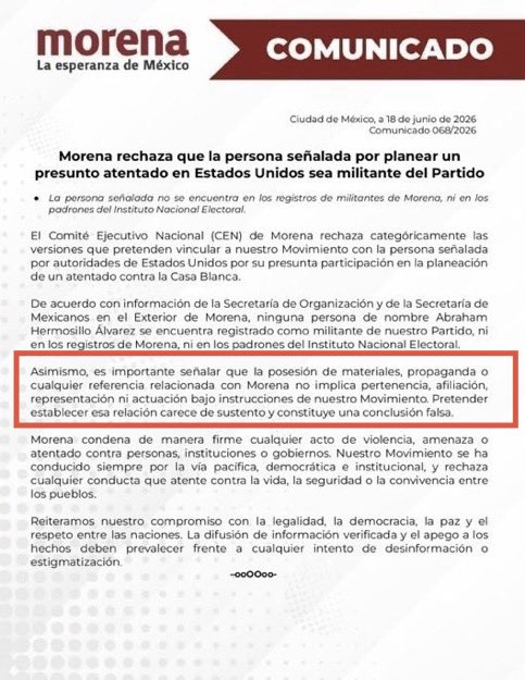 GuacamayanLeaks's tweet photo. En @PartidoMorenaMx se empiezan a deslindar de sus simpatizantes en el extranjero.

Dice que si camina como pato, hace como pato y parece pato, no necesariamente es miembro del partido. https://t.co/NVKhrW32VN