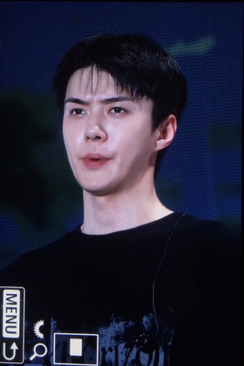 dearmyspring_sh's tweet photo. 260620 세훈이 더운데 고생했어요 ㅠㅠ https://t.co/4QFC53eVkY