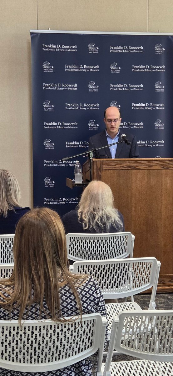 FDRLibrary's tweet photo. Michael Croland speaks on his book "Poems by First Ladies: The First-Ever Anthology." #rooseveltreadingfestival https://t.co/SfleQlZQnD