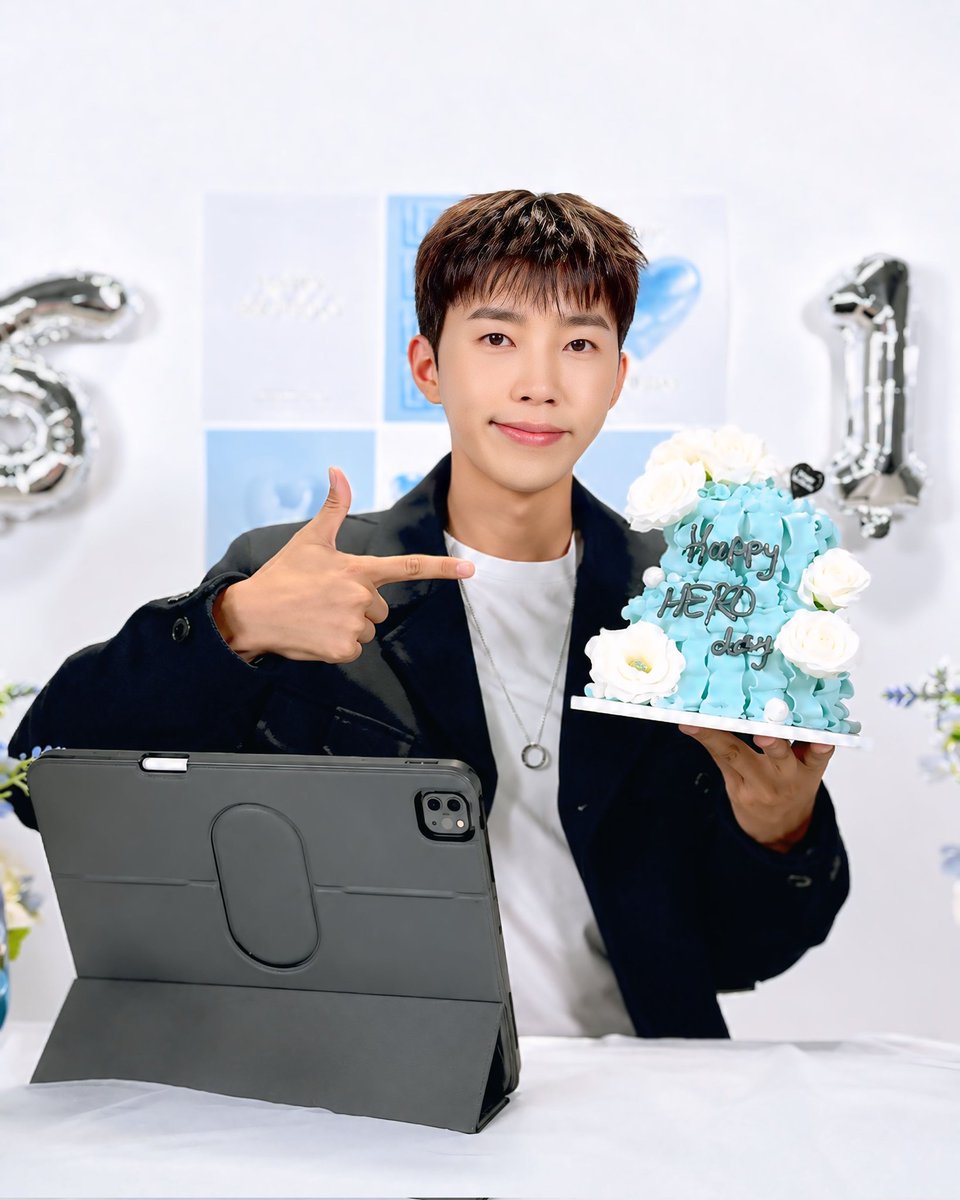 dammi63's tweet photo. 임영웅 축하드립니다 

#임영웅 #limyoungwoong #임영웅_음원강자 #임영웅팬덤 #임영웅_kpop
출처:임영웅유튜브/편집:영심 https://t.co/qas4VqXLCH