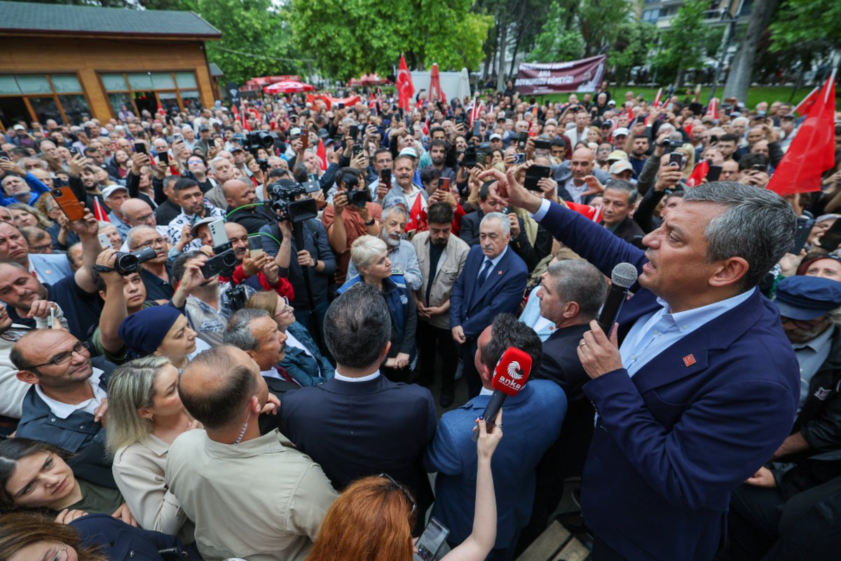 dk_imamoglu's tweet photo. Kalplerdeki sevgi ve güveni kazanmak her engeli aşmak için yeter. Burdur halkının sevgisi de güveni de bu mücadelenin en güçlü kaynağıdır. @eczozgurozel https://t.co/KqPVQymcgc