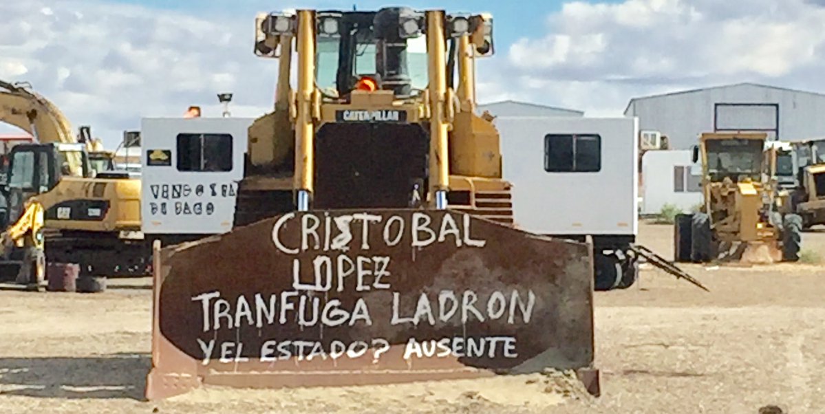 ATranfugon's tweet photo. @abrilcba_ @ro_pala13 Más chorros que nunca, el mafioso de Kristina se compró a los gobernadores de Chubut y Sta Cruz https://t.co/sGn4dgxik4