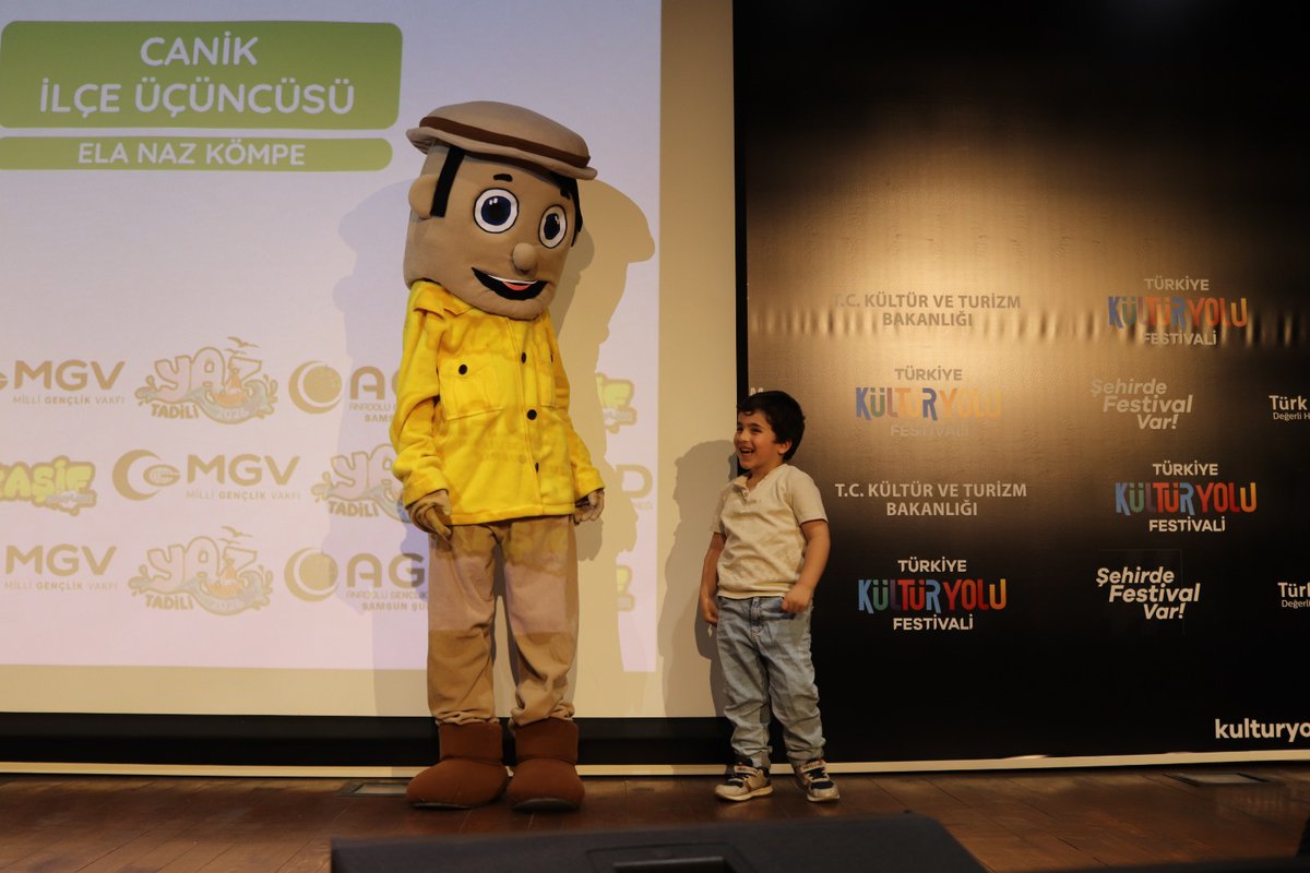 AGDSamsunSubesi's tweet photo. Kaybedeni olmayan Efendimizin izinde Siyer-i Nebi yarışmasının enlerini ödüllendirdiğimiz ödül töreninde gençlerimizin heyecanı yüksek büyüklerimizin gururu yerindeydi. https://t.co/jPHmxeGWT6