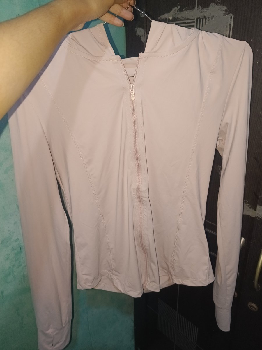 blossomspuff_'s tweet photo. wts jaket uv Owngrace pink size S

jual 90k aja BISA ORENNN🍊

dijual karna kekecilan guys mau beli lg yg size gede, JUJUR BAHANNYA ADEM BGT DINGIN" GITUUU ENAKEUNN https://t.co/i8CnHgBGYg