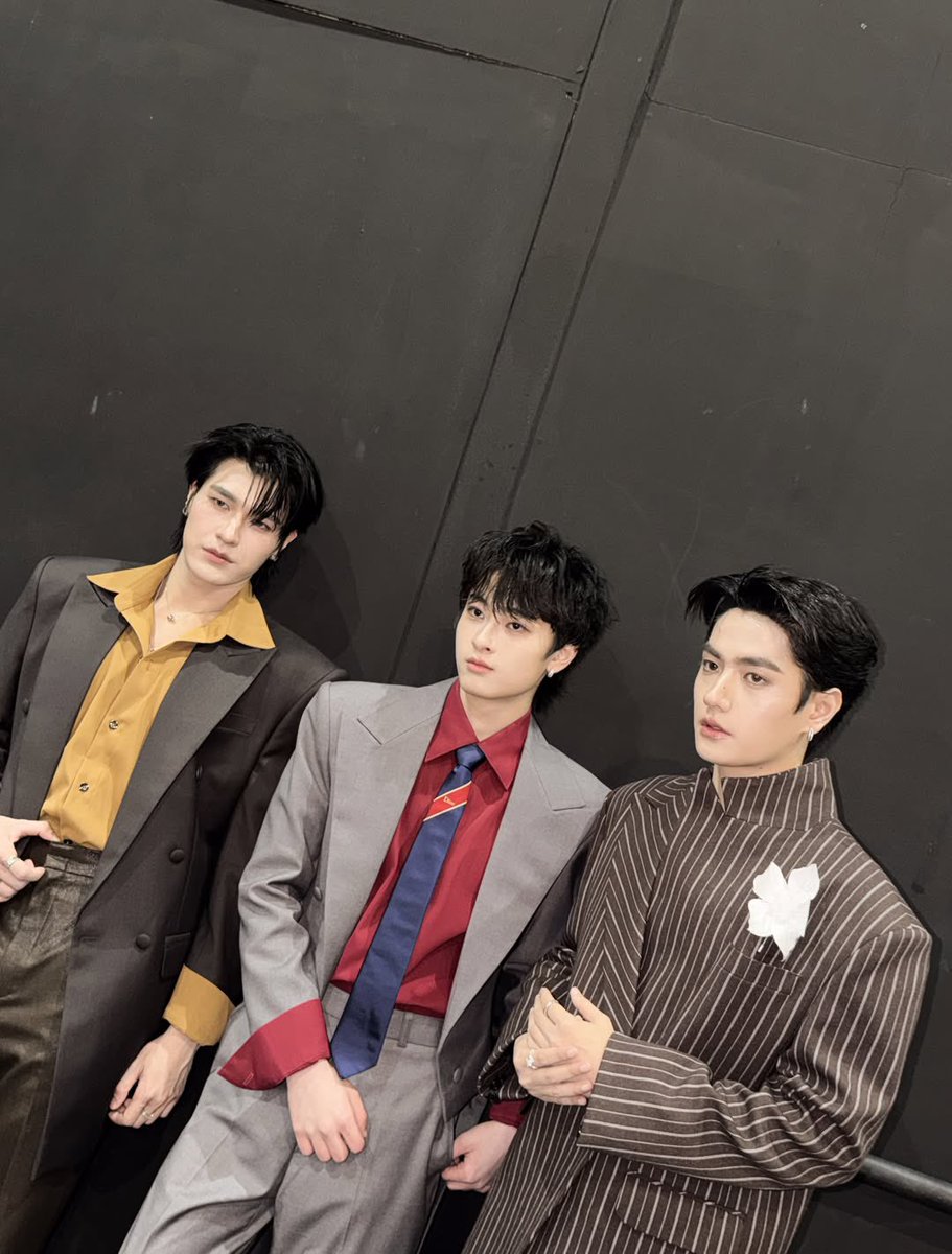 oceanwave_tnp's tweet photo. #WaveMemories

🗓 : 20.06.2026
From IG : waymay_cl

💬: #DMDLINEUP2026 
🔗: https://t.co/rA811YiQmA

#waavetnp @waavetnp https://t.co/vHA6Bcz7P2