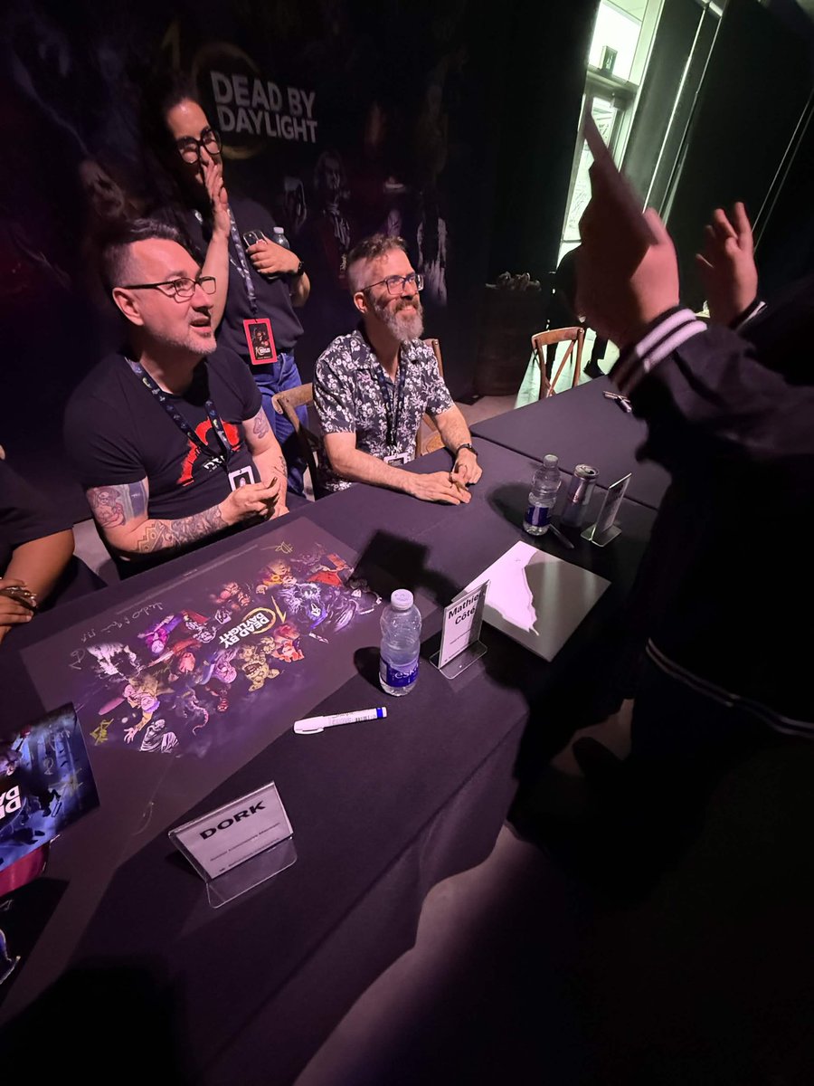 QuestionedTurke's tweet photo. The Dead By Daylight Anniversary party was incredible, but these are definitely my favorite moments!! It’s always been about the people for me, and meeting so many sweet people IRL was by far the highlight 🧡 I hope I can meet you all again!! https://t.co/SHSNPi1yZn