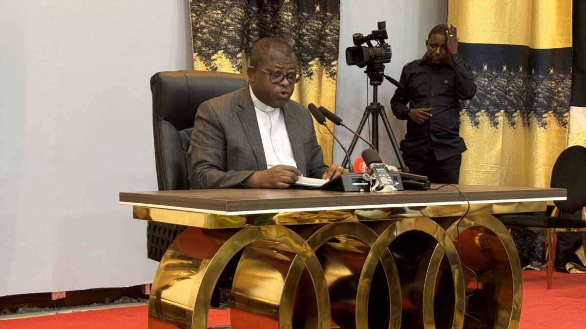 RFIAfrique's tweet photo. RDC: la Conférence épiscopale s'oppose à un changement de la Constitution https://t.co/Zde7Tibc2h https://t.co/KOi6nUZmxi