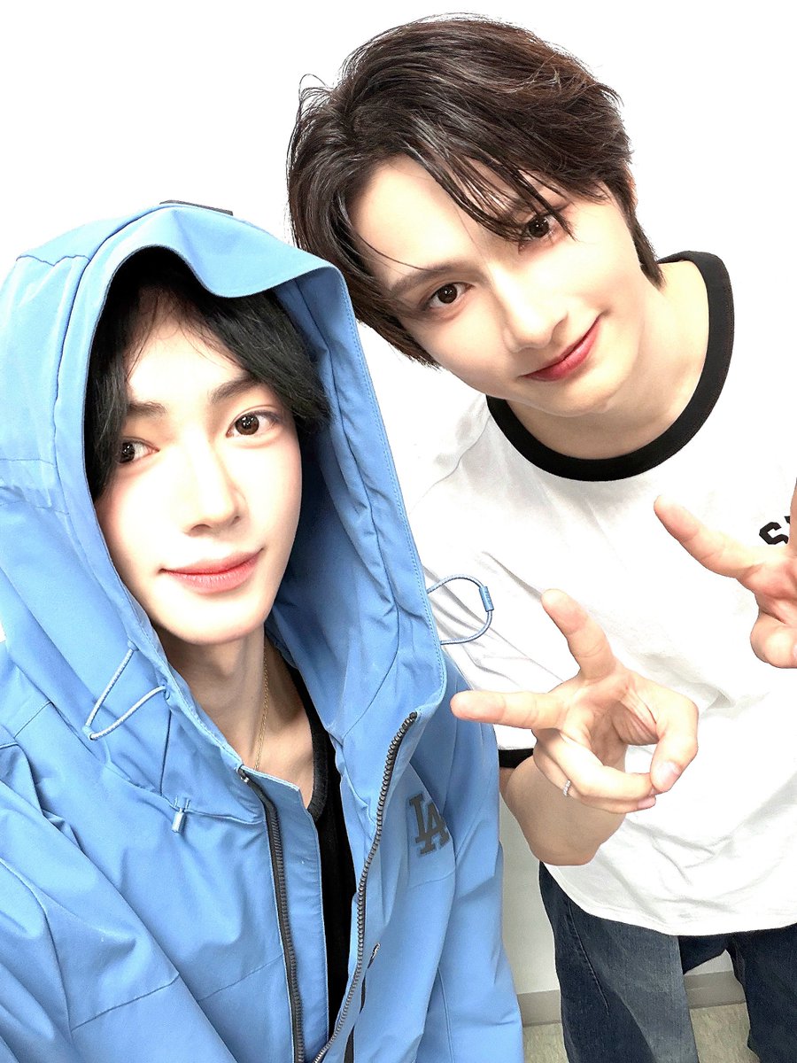 wonubliss's tweet photo. hanjin with minghao and jun 🤍 https://t.co/OGTHTyu9r9