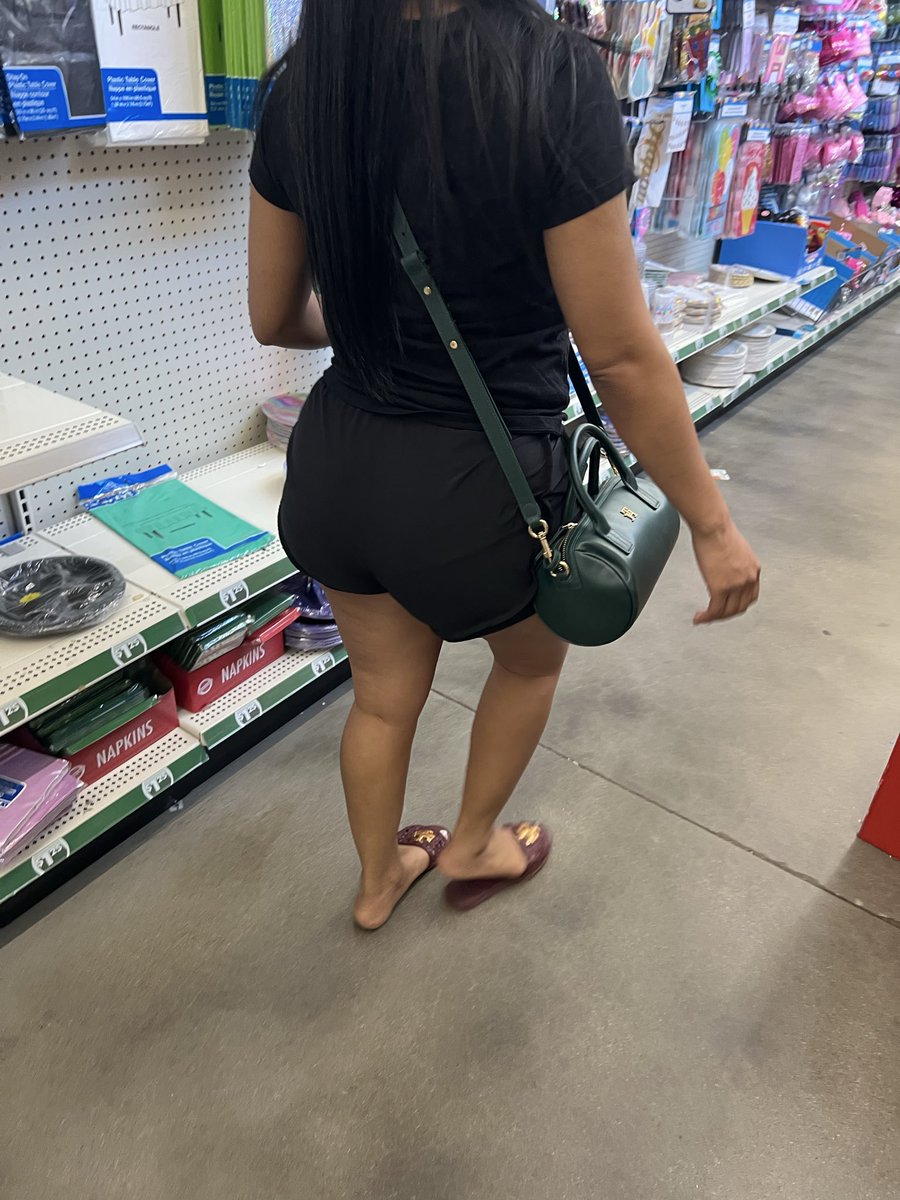 MarioVI2233's tweet photo. #candid #creepshot #milf https://t.co/fm17yqCsbo