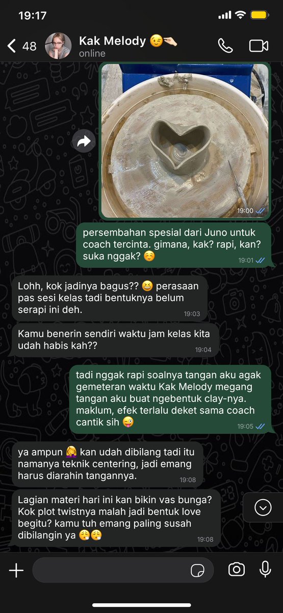 verseatelier's tweet photo. #wintke what if
Juno is younger, more energetic, and somehow knows exactly how to make Melody laugh until her cheeks hurt. Messy hands, messy clay, but the absolute purest joy.
They called it "clay date chronicles" ๐ซถ๐ป๐ค https://t.co/SN1oxtPOpX