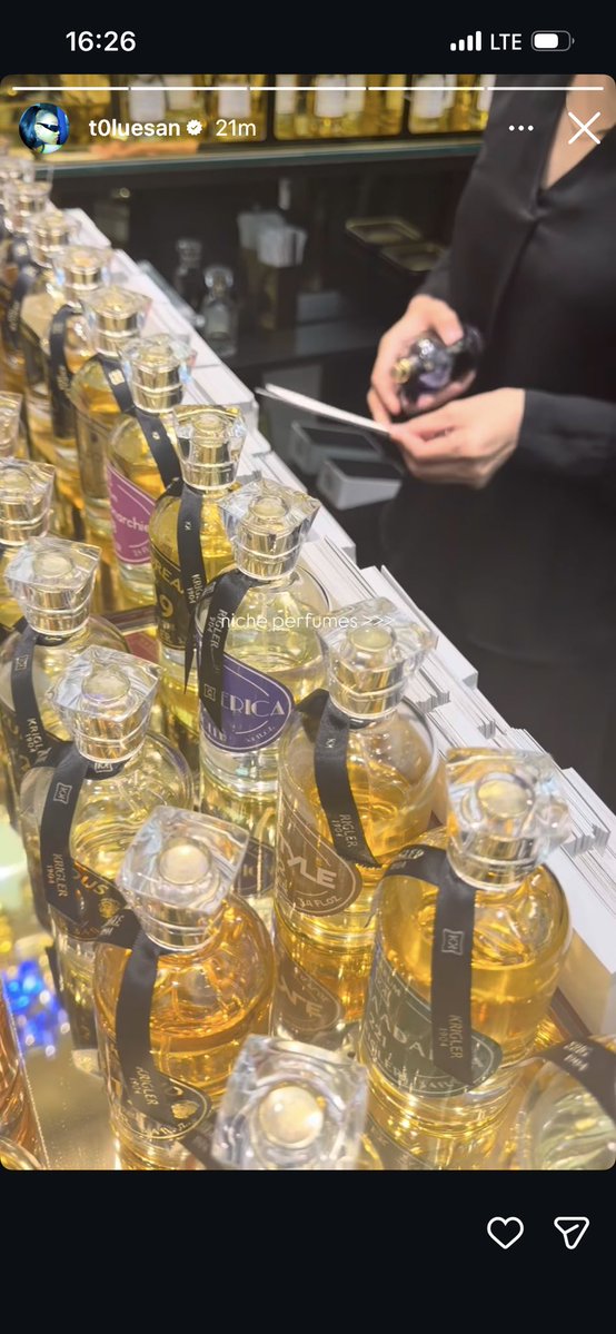 dfwauracle's tweet photo. Fireboy and his babe went to get perfumes 😂💙 https://t.co/JO0bAiR5Xy