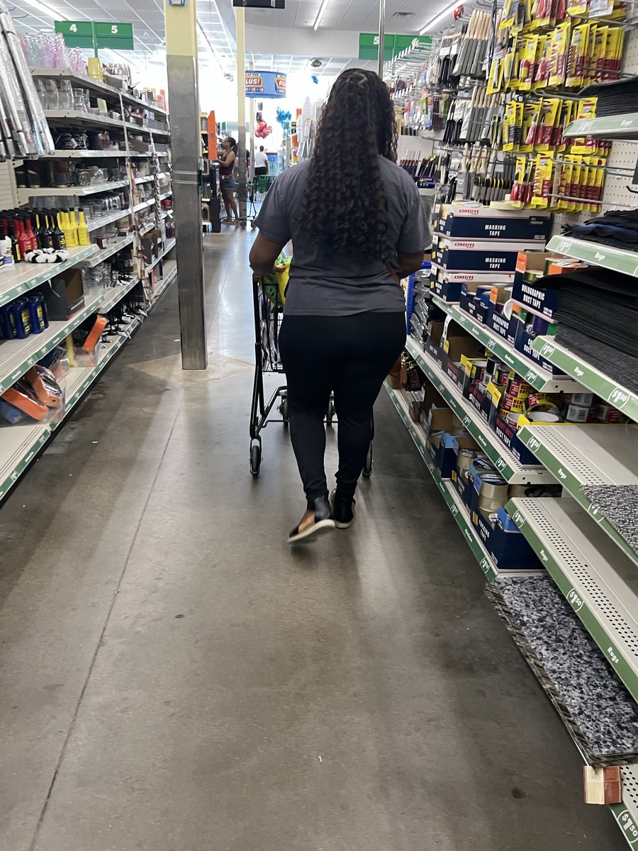 MarioVI2233's tweet photo. #candid #creepshot #candidass #ebony https://t.co/iQLYgnSl98