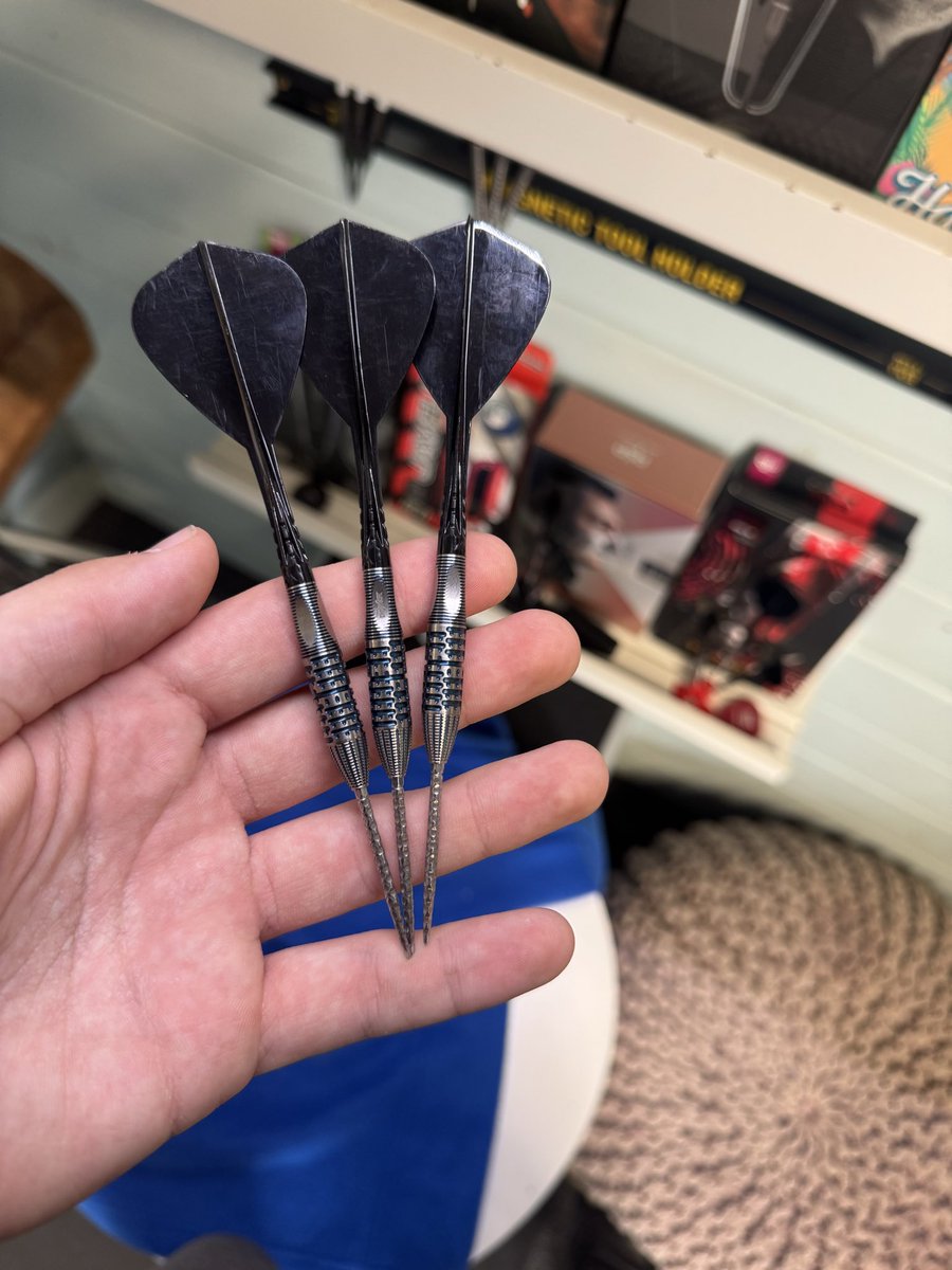 WeAreImpss's tweet photo. @joshpearson180 Phil Taylor GX2s https://t.co/CE6Ue91Max