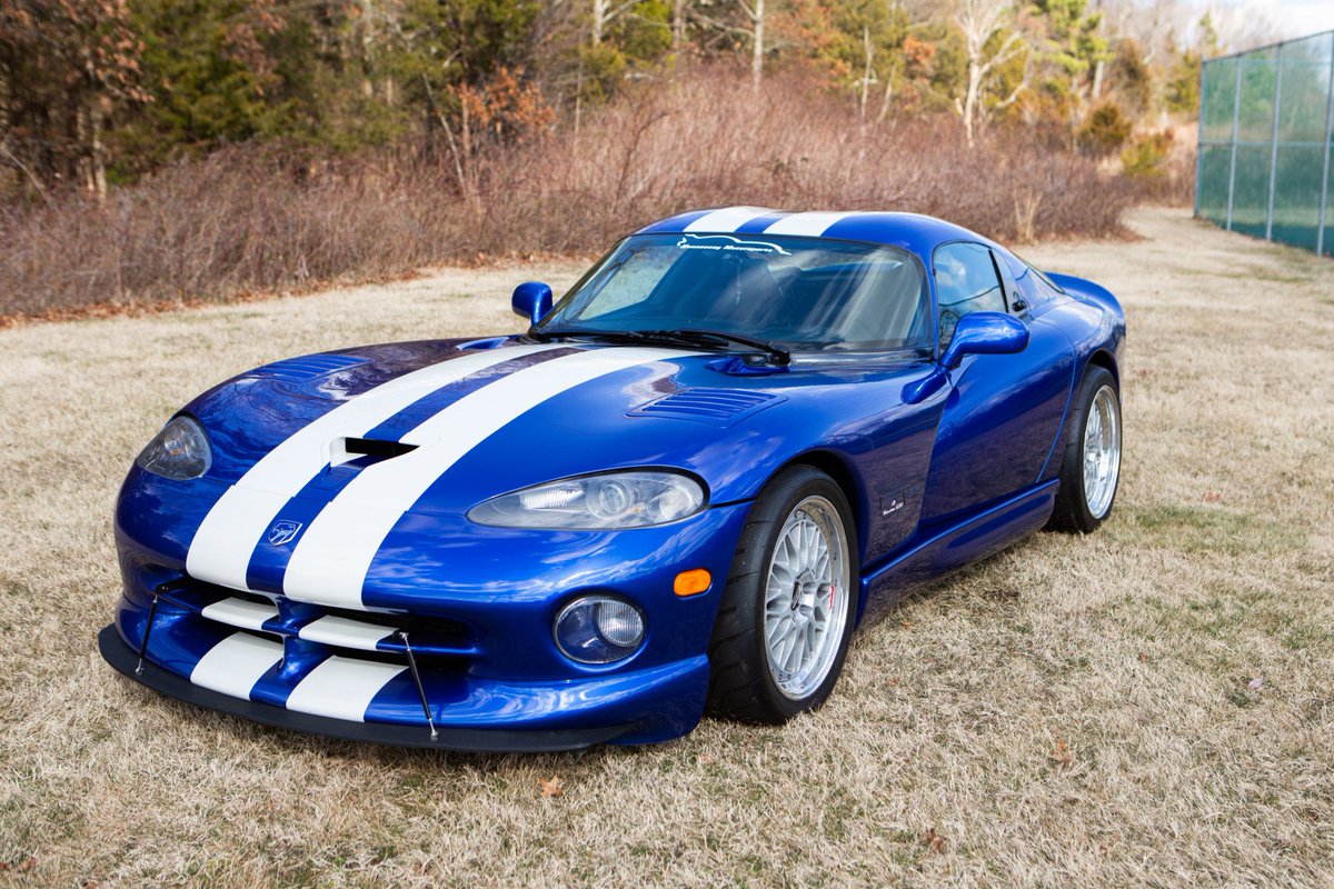 KingOfMopar1's tweet photo. 1997 Dodge Viper GTS Hennessey Venom 600 https://t.co/LYkt0DxMMw
