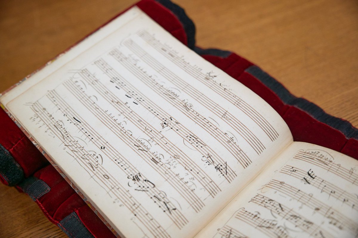 Andante de Mozart (1er violon et basse) et Mlle de Guînes (2e violon)
p. 10 du manuscrit
® Elie Ludwig/BnF