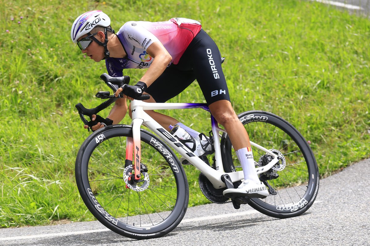 BurgosBH's tweet photo. Cerrando esta @RouteOccitanie con estilo 😎

Top-5 de @Eric_Fagundez en la general y todos a Andorra para el epílogo en @laclassica_ad 🇦🇩

📷 @SprintCycling

#CicloturismoBurgos #RDO2026 🇫🇷 https://t.co/EPsFw19uLM