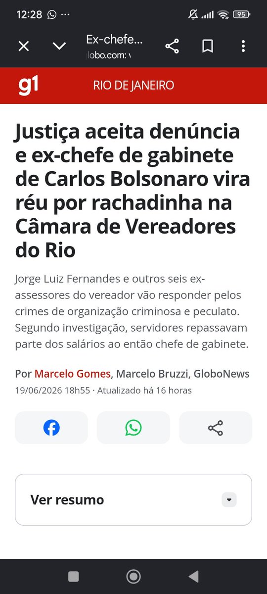 valtermajela's tweet photo. @38_Carla1P_38 Acho que os funcionários que tem que devolver metade dos salários também não, qua família de lazarentos pqp!!!! https://t.co/fKv0lE5T8x