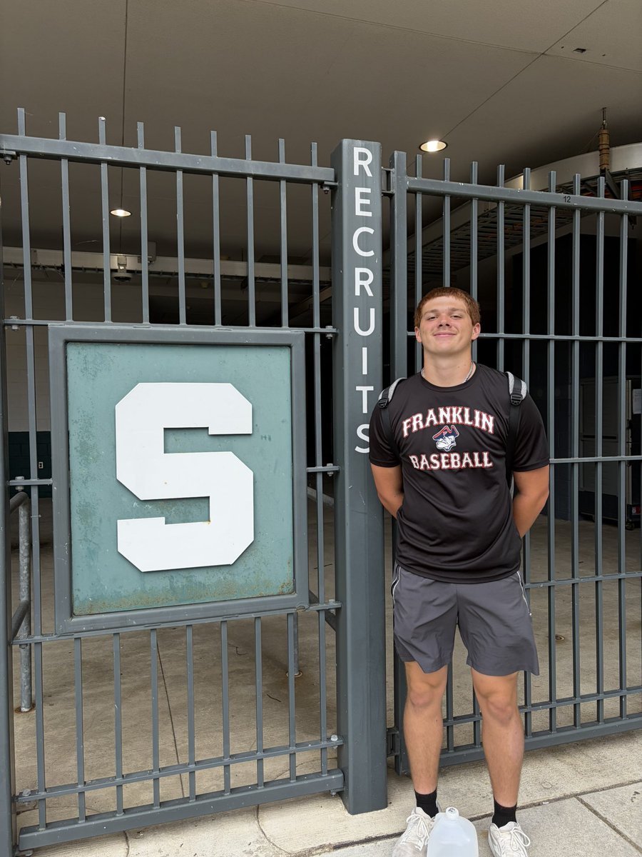 TylerBrown_11's tweet photo. Thank you @Coach_Gordon20 and the coaching staff @MSU_Football for a great camp on Tuesday, I appreciate the opportunity to compete!
@FranklinFootbal @RussNFLDraft @CoachWengert @JacobKelbert9 @CoachMoran31 @CoachWozniakTE @Bullough40 https://t.co/i7DzeyAnJI