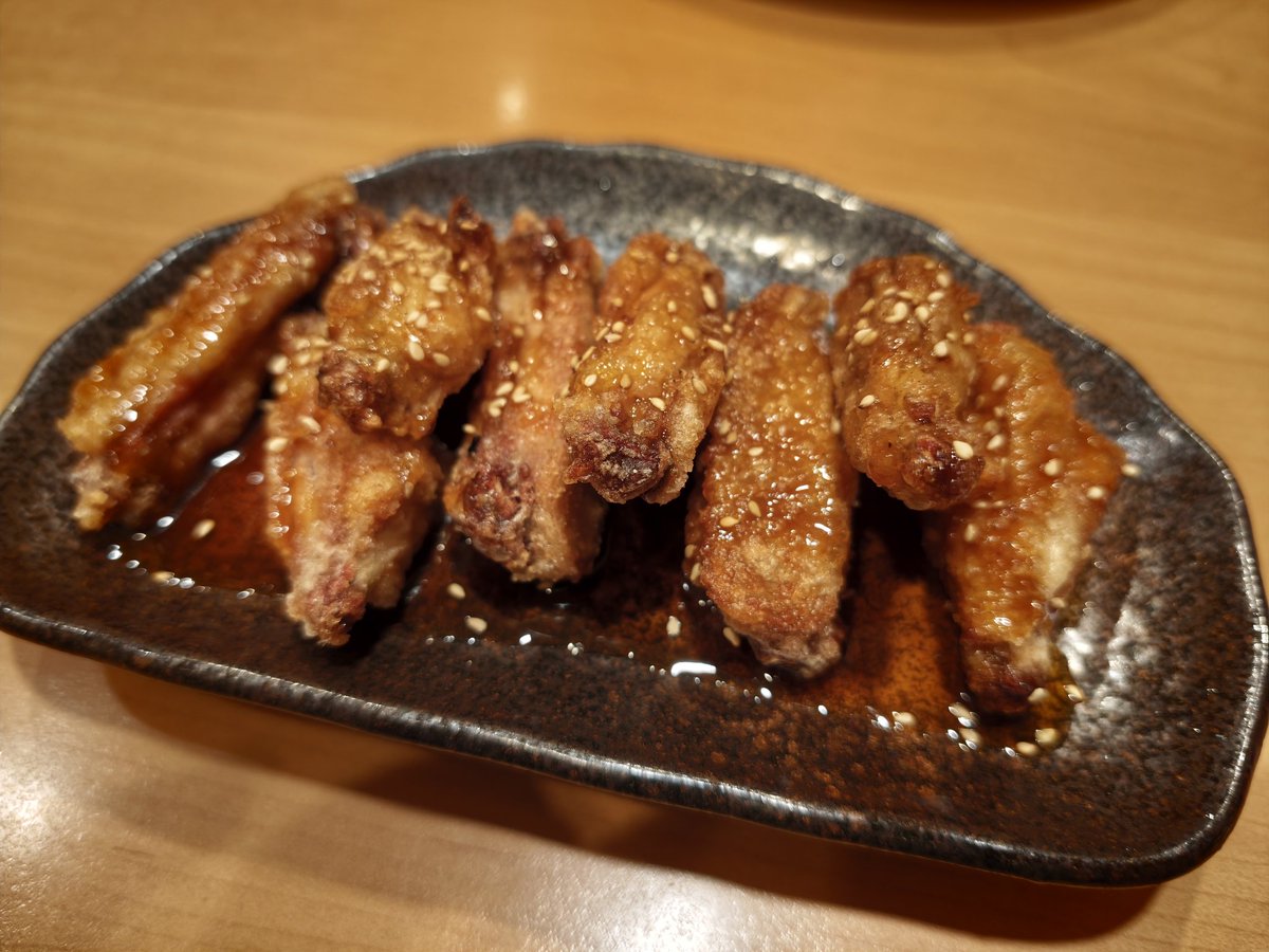 npcmfx's tweet photo. Xiaomi 17T Proで撮った写真なんだけど、なぜか周辺がボケるんだよな。
設定の問題なんだろうか🤔 https://t.co/02yjjjE197