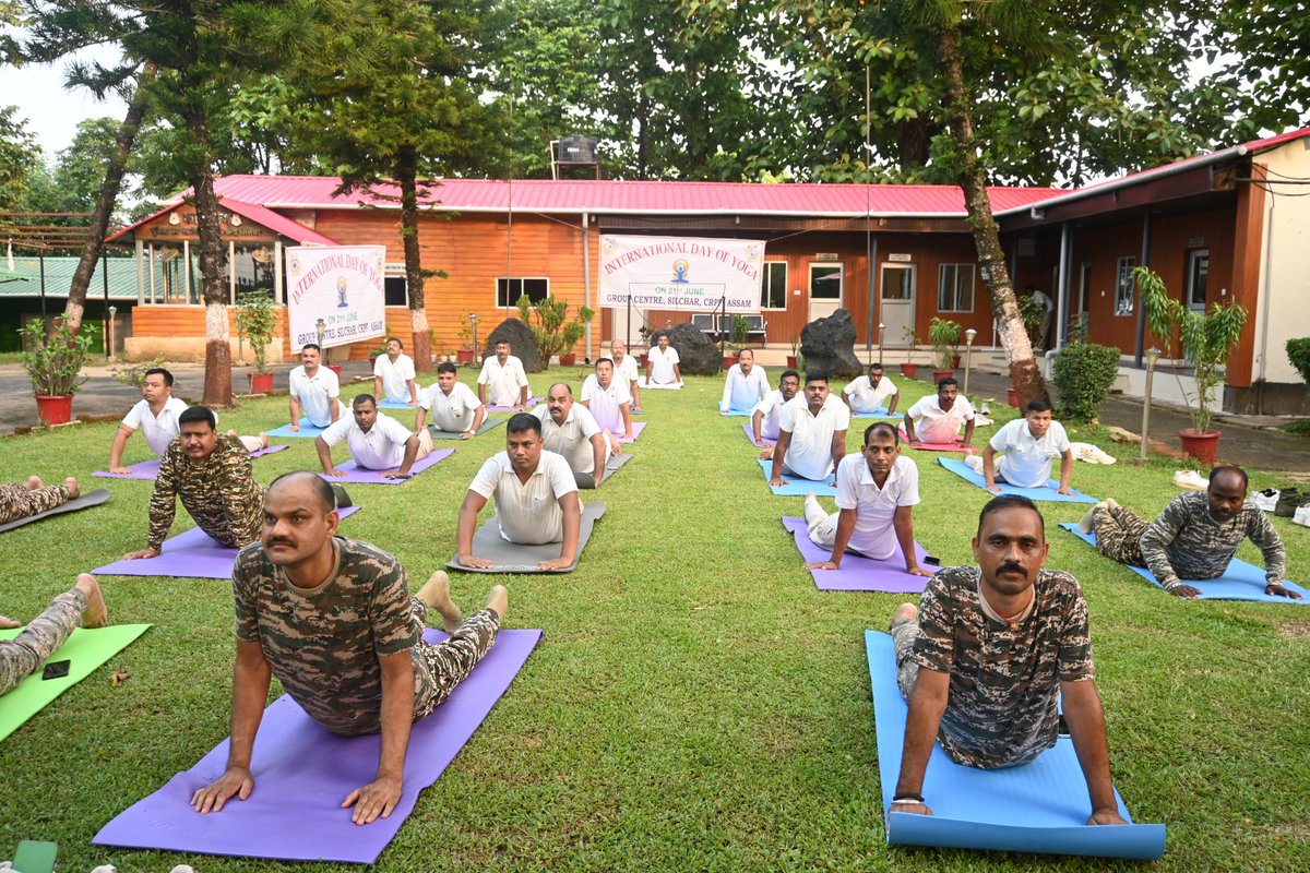 GCSilchar's tweet photo. Under the "100 days countdown to IDY-2026 and 10 mins Yoga daily" an energizing Yoga session has been organised at GC Silchar on 20/06/26.
@Northeast_Zone @NesHqr https://t.co/Gi9NNup52c