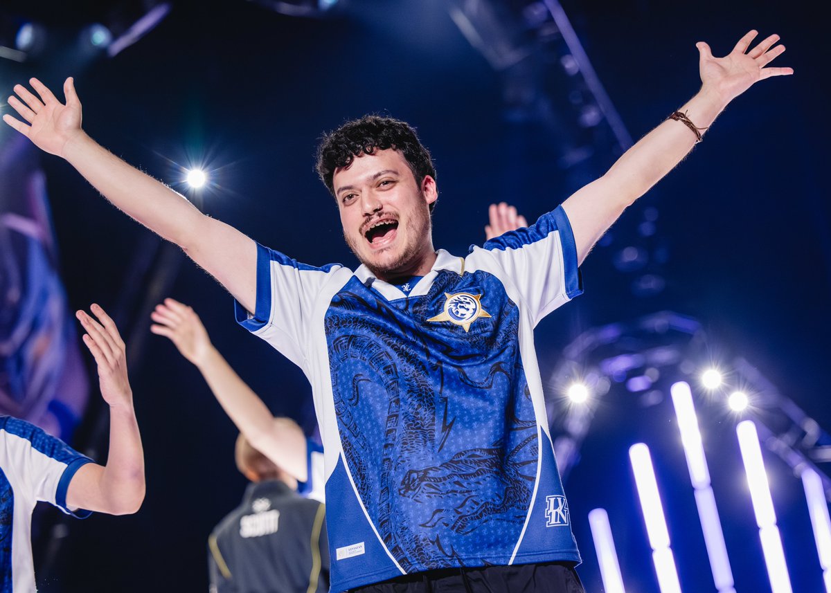 valesportsna's tweet photo. ¡VAMOS! 👑 https://t.co/lgJUrnxZlZ