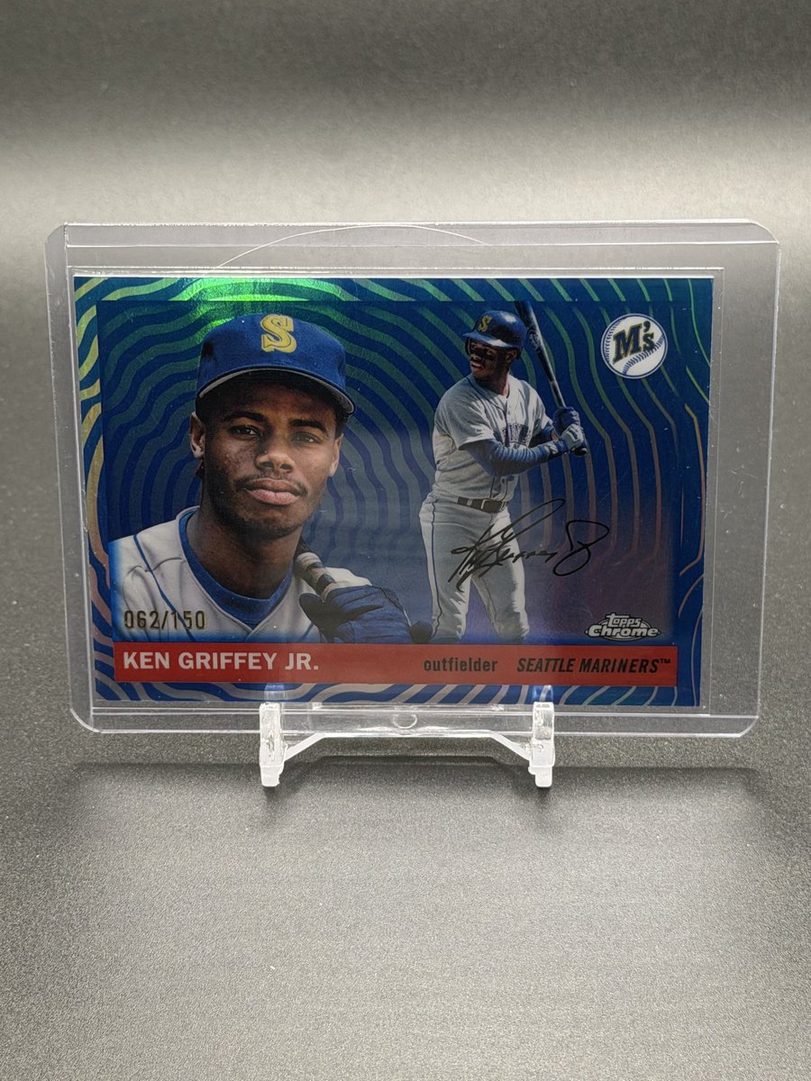 nhaaland's tweet photo. https://t.co/bELqsyaXID

Ken Griffey Jr blue vibrations refractor /150

$55 OBO https://t.co/kdigL36aqY