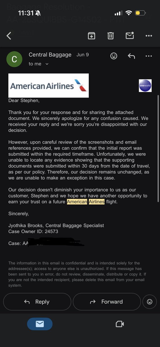 The_Squibbs's tweet photo. @AmericanAir I hope they don’t lose your luggage and then not reimburse you after their online Help Chat tells you to do the wrong thing! Then admit they were wrong and still leave you on the hook for the money spent to replace items! 
@AmericanAir https://t.co/L4MDLMj21u