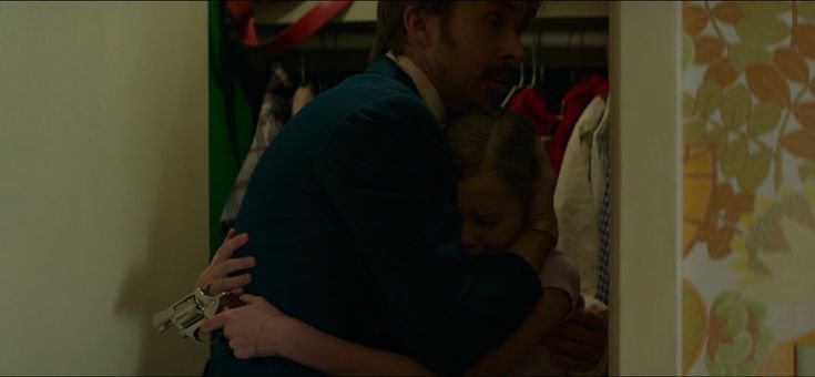 mille_ohara's tweet photo. March always being tactile and choosing to be near Holly because he needs to be able to assess immediately if she's okay with the next best thing he knows how aka touch because his other senses are addled most times anyways https://t.co/Ia5pXnjEr3