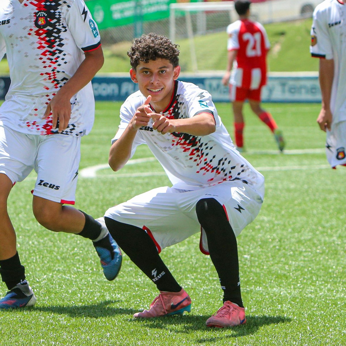 JuvenilesCFC's tweet photo. ¡𝐕𝐚𝐦𝐨𝐬, 𝐒𝐚𝐥𝐯𝐚! 🤩🙌⚽ https://t.co/NdSWgE4EA5