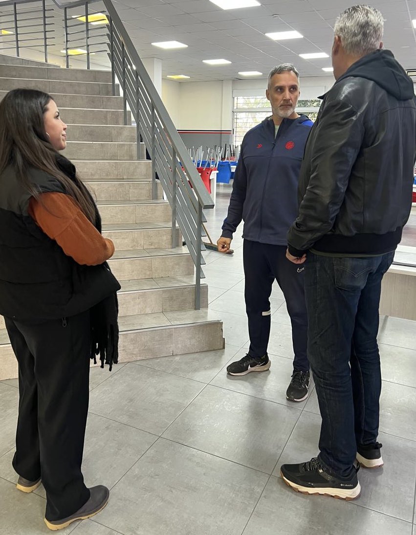 MarceCulotta's tweet photo. Sábado en Ciudad Deportiva.
Acá estamos haciendo todo lo que necesita nuestro club. 
El cambio lo hacemos juntos. 
#SanLorenzo 💙♥️ https://t.co/50HUDZYXoL
