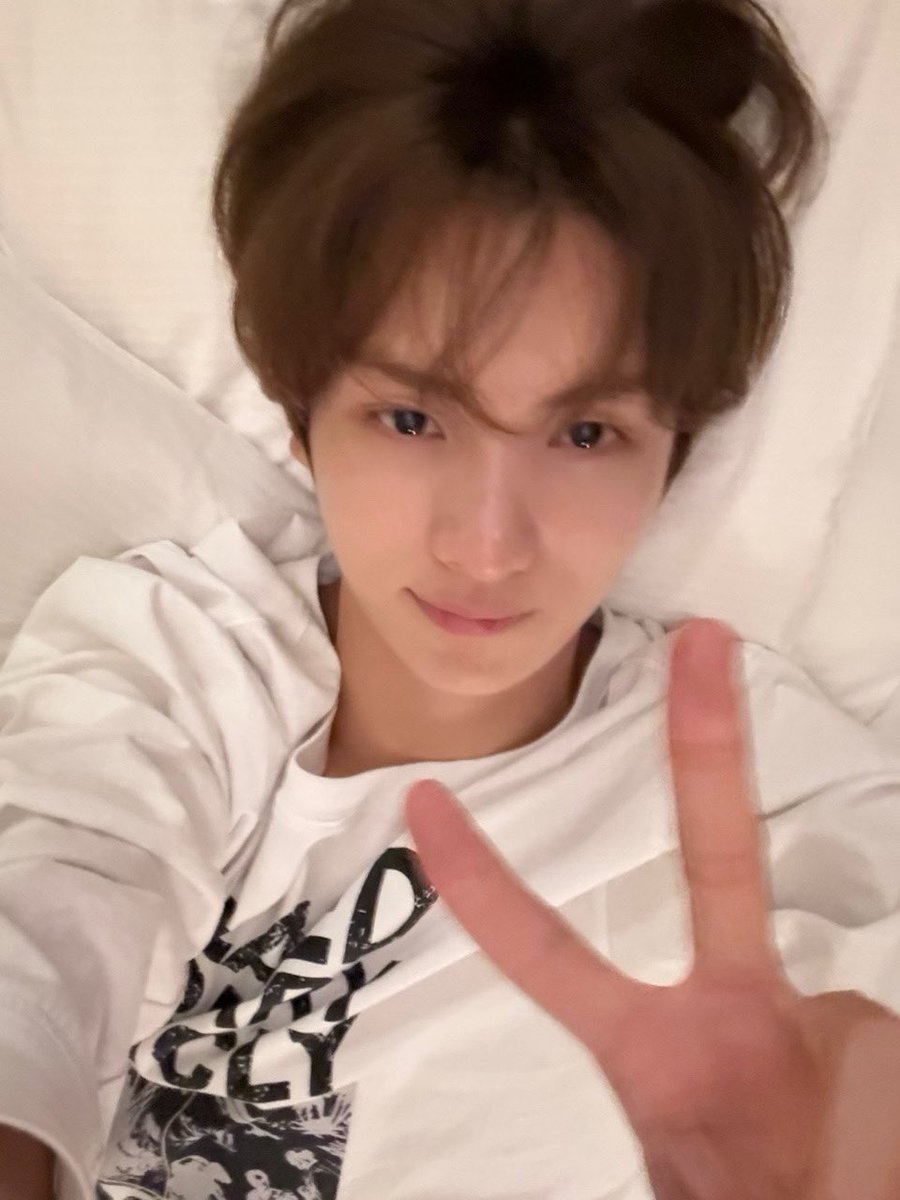 bbi_chunrang's tweet photo. 생얼콤 https://t.co/zYo5viCYs7