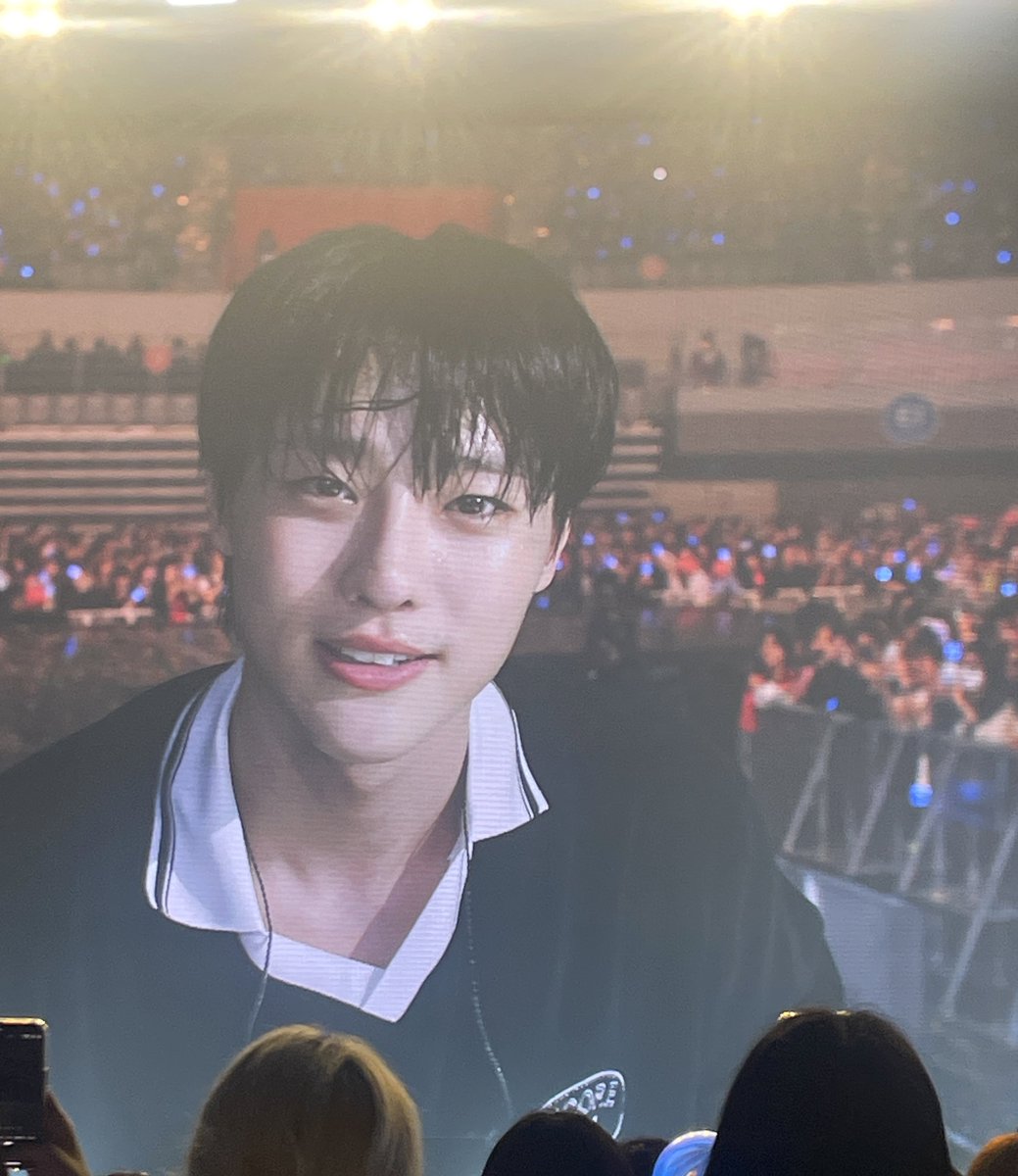 0il_o1's tweet photo. 전설의날 https://t.co/mT9vZ3GvBW