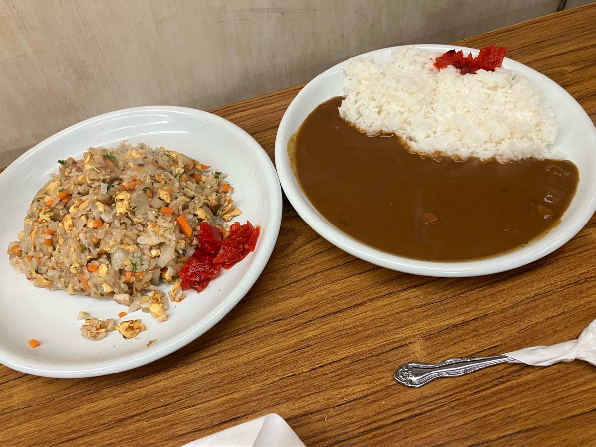 Redmen813's tweet photo. 深夜だけどお腹空いちゃって… https://t.co/lYaB4GF0zy