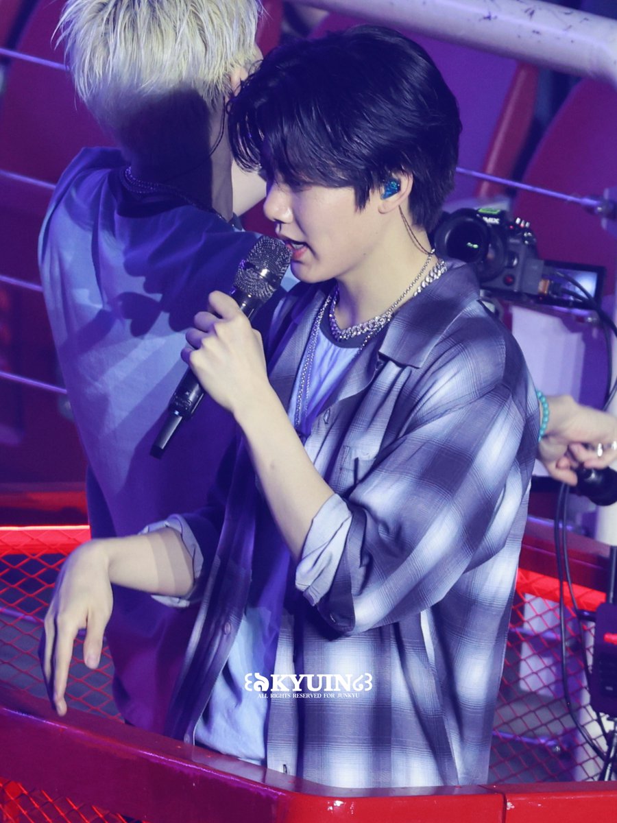꒰ঌ𝐊𝐘𝐔𝐈𝐍໒꒱ tweet media