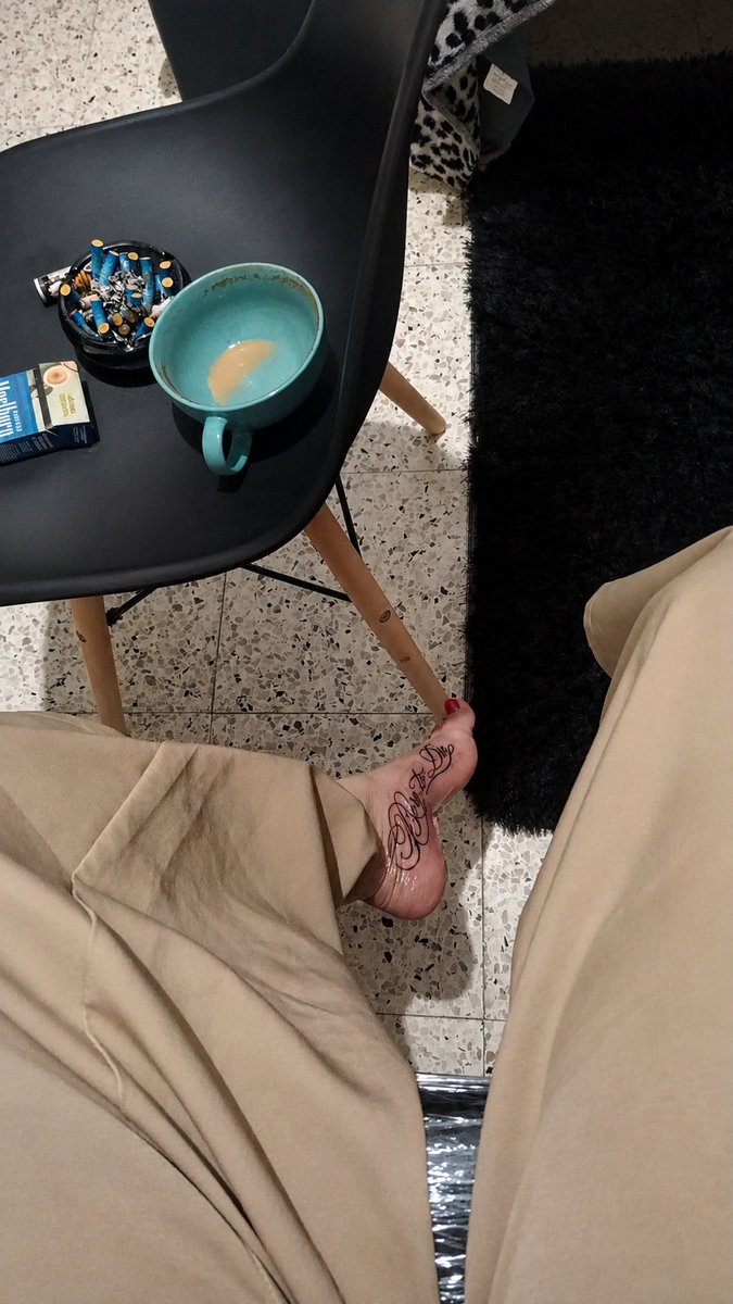 Michherry_'s tweet photo. Nacida para morir, destinada a vivir⛈️⭐ https://t.co/icQZaGzCpJ